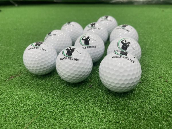 Bóng golf mới